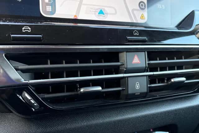 Citroën ë-C4 (2022) thumbnail 23