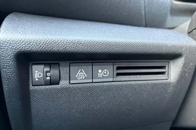 Citroën ë-C4 (2022) thumbnail 26