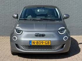 Fiat 500e (2021) thumbnail 3