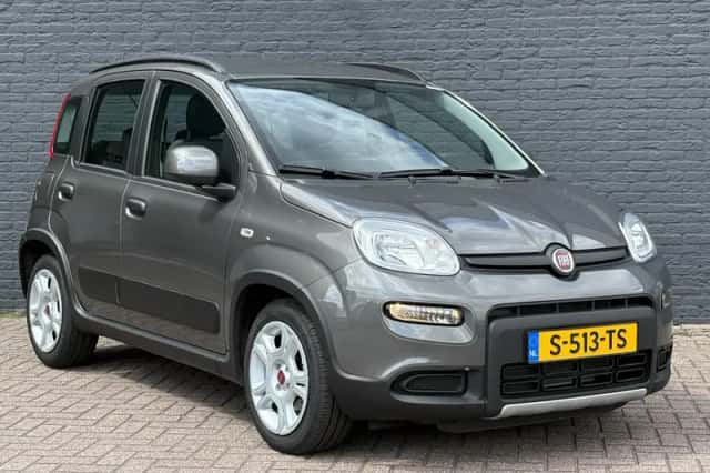 Fiat Panda (2023) thumbnail 3