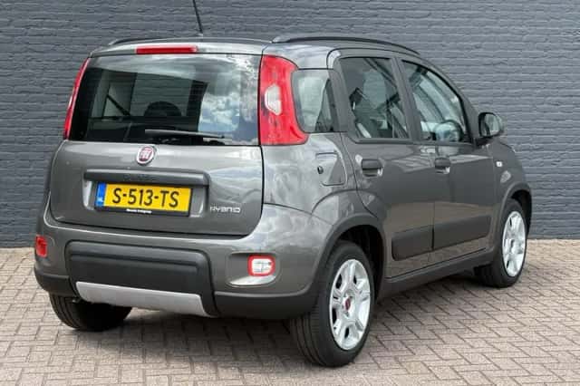 Fiat Panda (2023) thumbnail 5