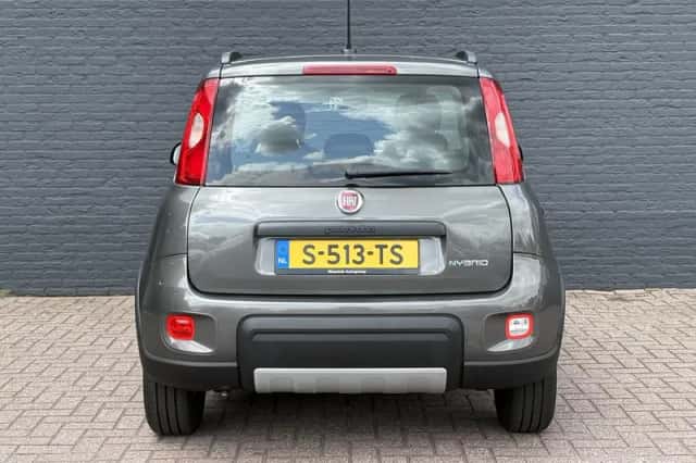 Fiat Panda (2023) thumbnail 6
