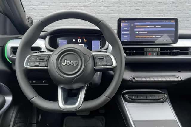 Jeep Avenger (2025) thumbnail 15