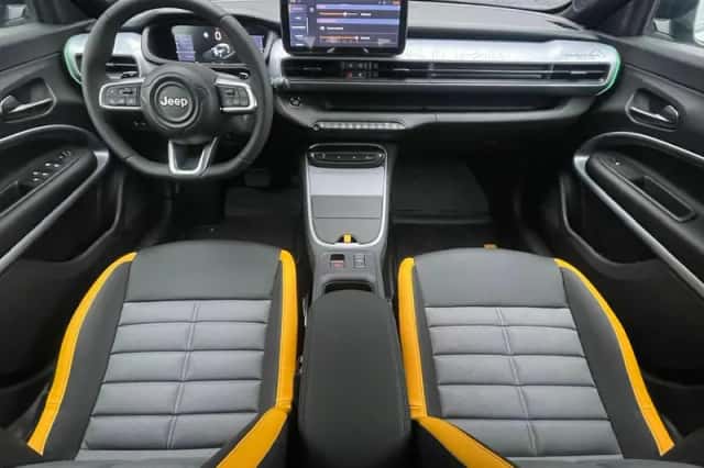 Jeep Avenger (2025) thumbnail 16