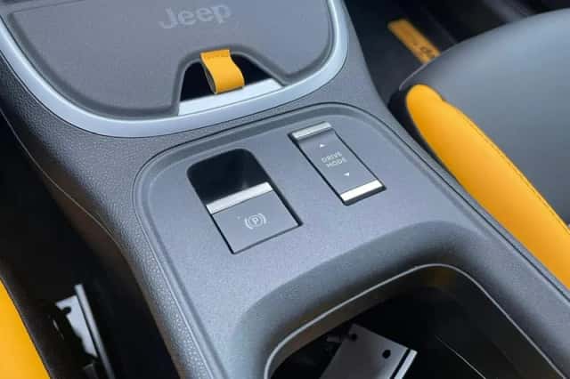 Jeep Avenger (2025) thumbnail 31