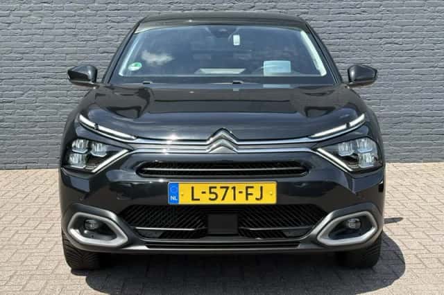 Citroën C4 (2021) thumbnail 2
