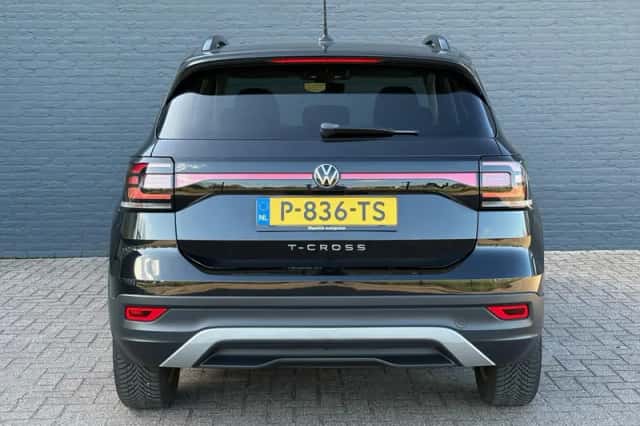 Volkswagen T-Cross (2022) thumbnail 6