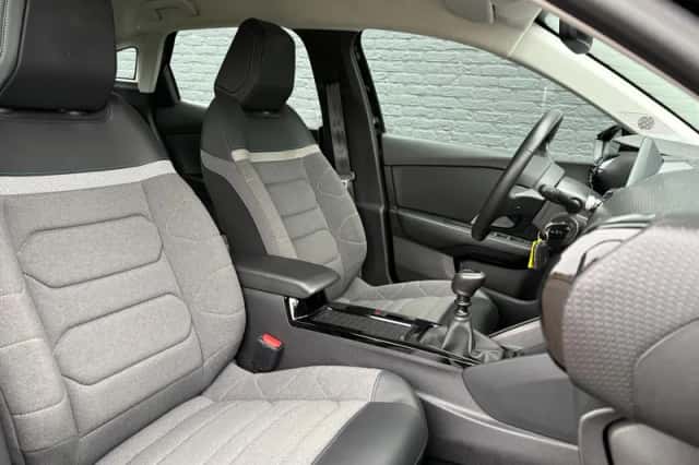 Citroën C4 (2021) thumbnail 11