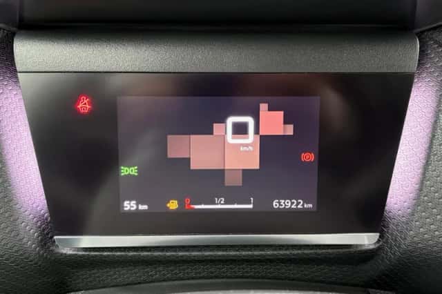 Citroën C4 (2021) thumbnail 18