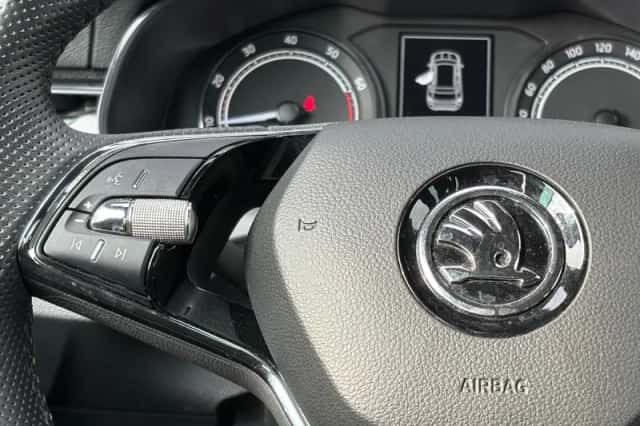 Škoda Kamiq (2021) thumbnail 21