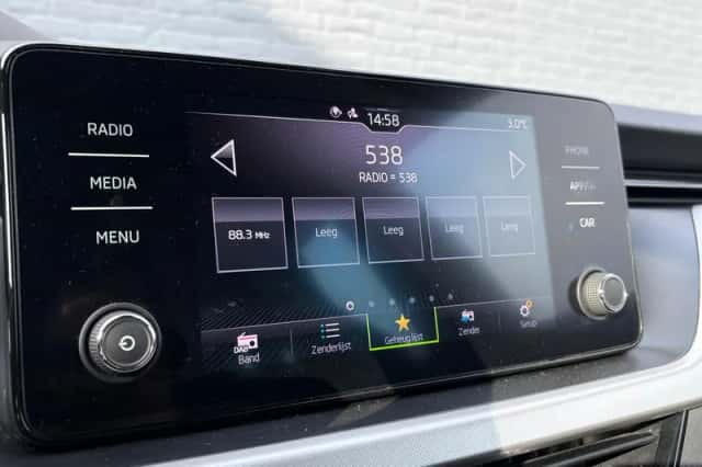 Škoda Kamiq (2021) thumbnail 25