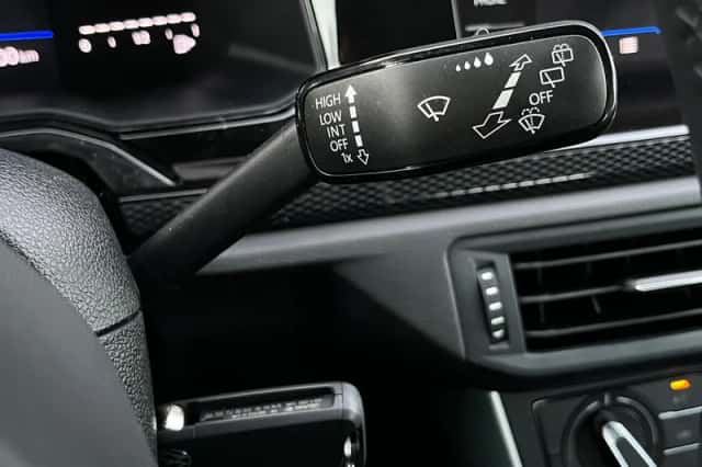 Volkswagen Polo (2023) thumbnail 25