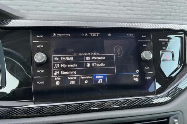 Volkswagen Polo (2023) thumbnail 28