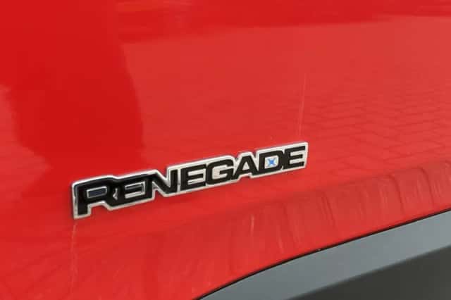 Jeep Renegade (2023) thumbnail 33