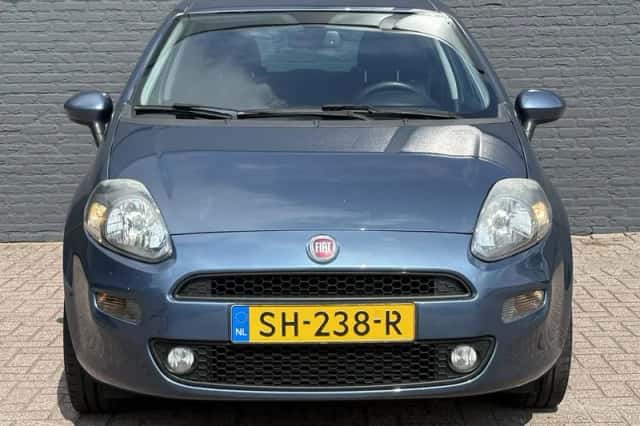 Fiat Punto (2018) thumbnail 2
