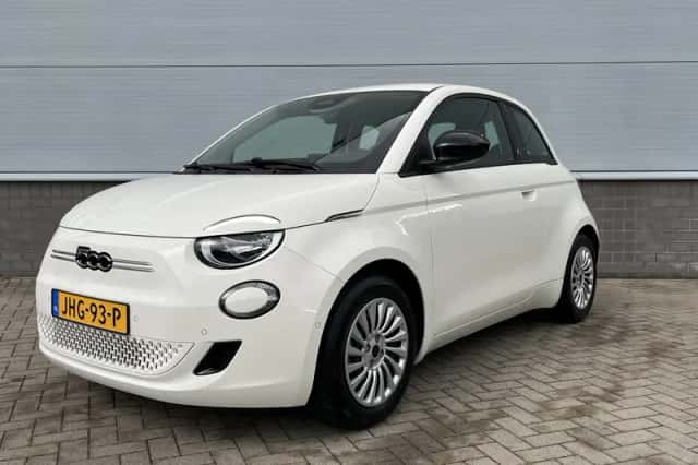 Fiat 500e (2025) thumbnail 1