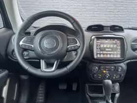 Jeep Renegade (2024) thumbnail 17