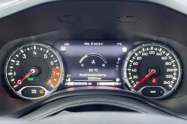 Jeep Renegade (2024) thumbnail 18