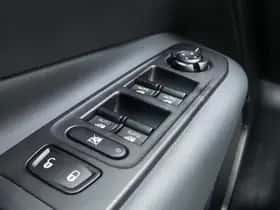 Jeep Renegade (2024) thumbnail 19
