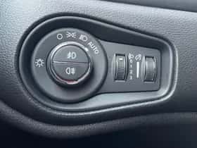 Jeep Renegade (2024) thumbnail 20