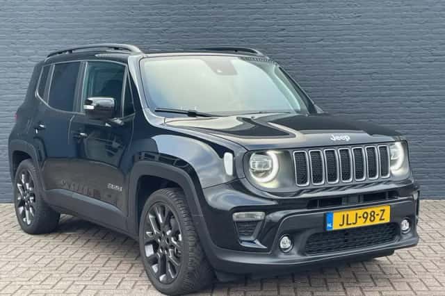 Jeep Renegade (2024) thumbnail 3