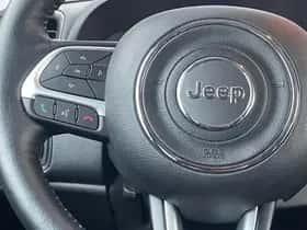 Jeep Renegade (2024) thumbnail 21