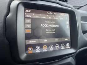 Jeep Renegade (2024) thumbnail 24