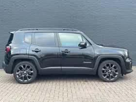 Jeep Renegade (2024) thumbnail 4