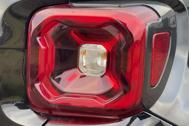 Jeep Renegade (2024) thumbnail 33