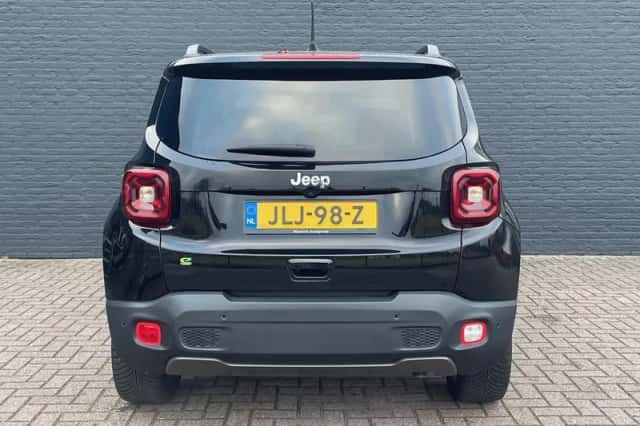 Jeep Renegade (2024) thumbnail 6