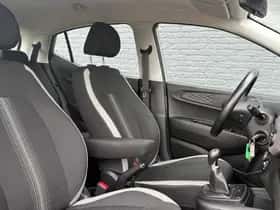 Hyundai i10 (2021) thumbnail 12