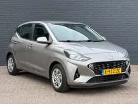 Hyundai i10 (2021) thumbnail 3