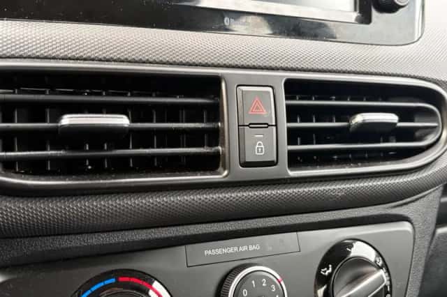 Hyundai i10 (2021) thumbnail 21