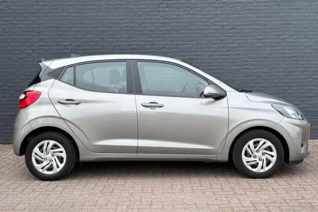 Hyundai i10 (2021) thumbnail 4