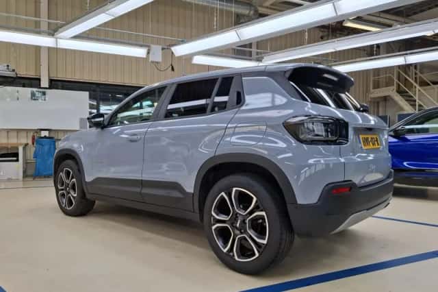 Jeep Avenger (2025) thumbnail 2