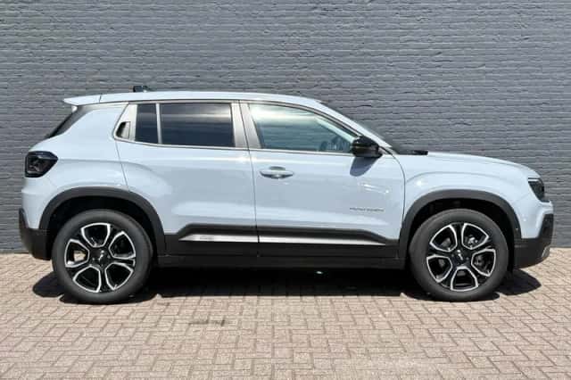 Jeep Avenger (2025) thumbnail 4