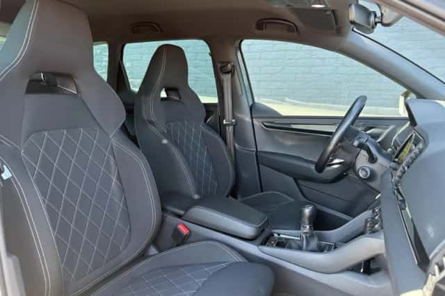 Škoda Karoq (2021) thumbnail 11
