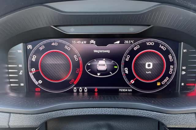 Škoda Karoq (2021) thumbnail 17