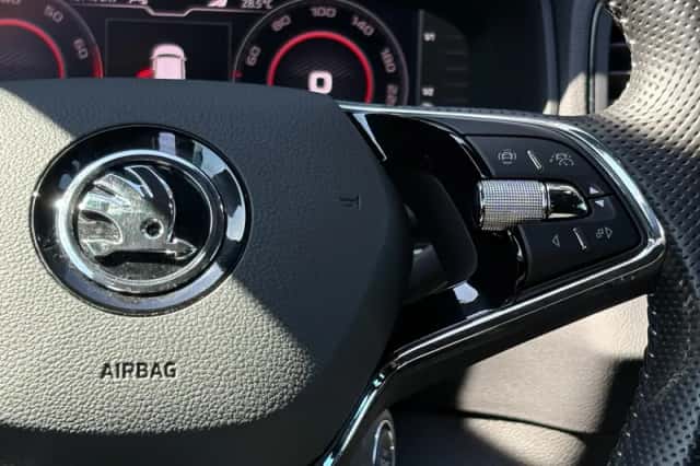 Škoda Karoq (2021) thumbnail 20