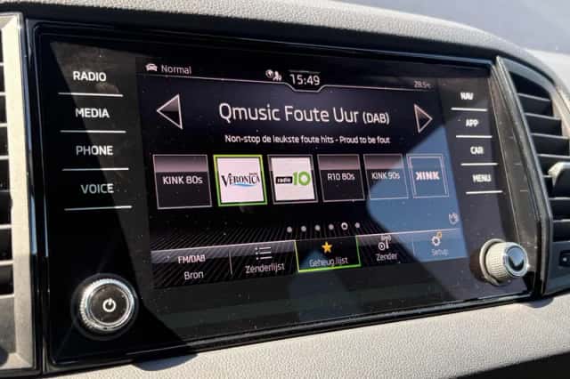 Škoda Karoq (2021) thumbnail 21