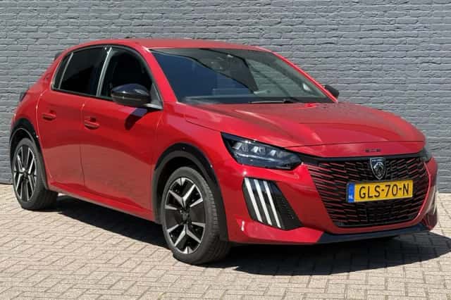 Peugeot 208 (2024) thumbnail 3