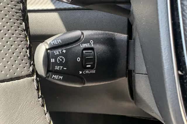 Peugeot 208 (2024) thumbnail 21