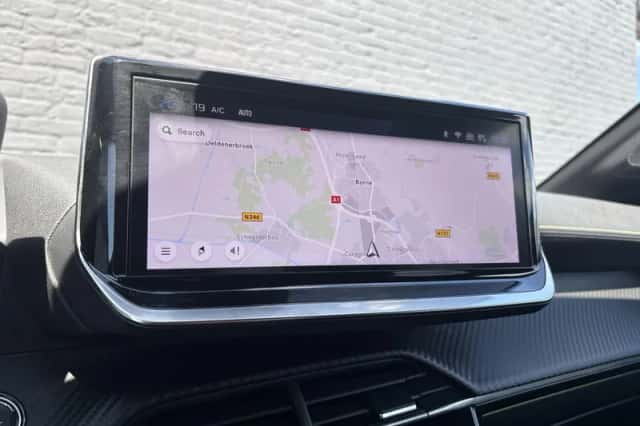 Peugeot 208 (2024) thumbnail 22