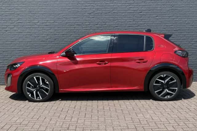 Peugeot 208 (2024) thumbnail 8