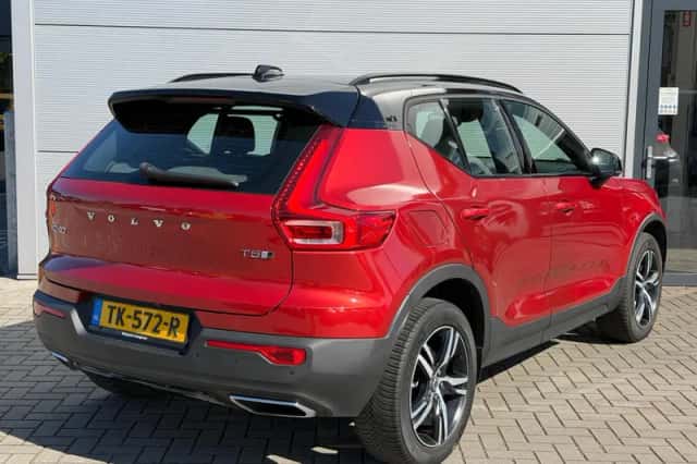 Volvo XC40 (2018) thumbnail 5