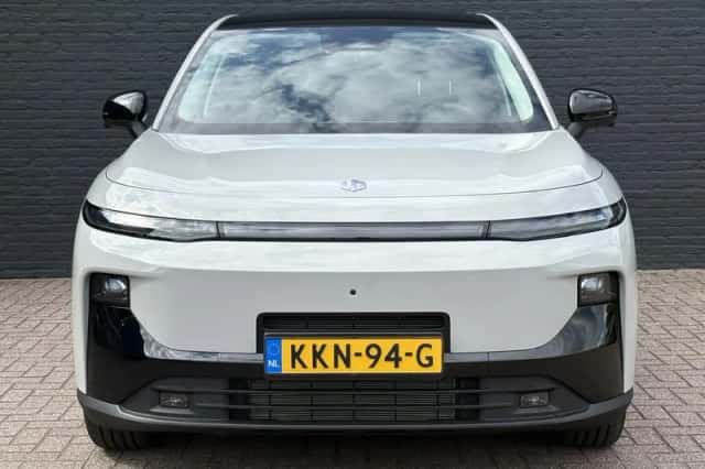 Leapmotor B10 (2026) thumbnail 2