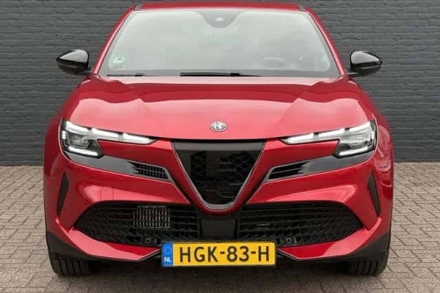 Alfa Romeo Junior (2025) thumbnail 2