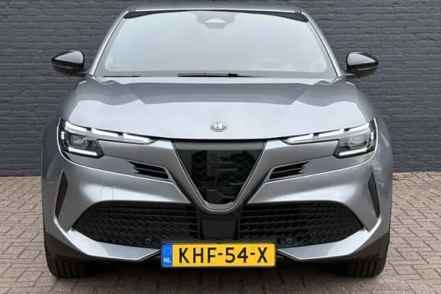 Alfa Romeo Junior (2026) thumbnail 2