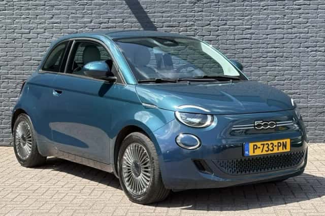 Fiat 500 (2022) thumbnail 3