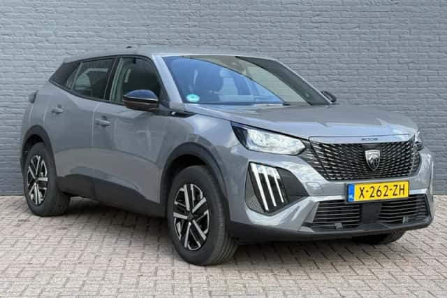 Peugeot e-2008 (2024) thumbnail 4